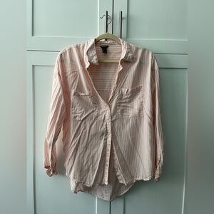 Women’s light weight button up